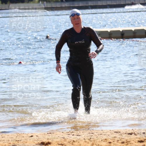 07.09.2025 - 19. Norderstedt Triathlon Luisa Fischer http://msf.ph/oto/8749880 07.09.2025 15:15:34 Schwimmen 1449, 1541 meine-sportfotos.de