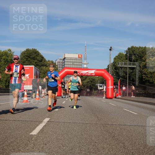 07.09.2025 - BARMER Alsterlauf Yannick Fuchs http://msf.ph/oto/8749882 07.09.2025 09:34:31 Laufen 906, 54, 6125, 3597, 4665 meine-sportfotos.de