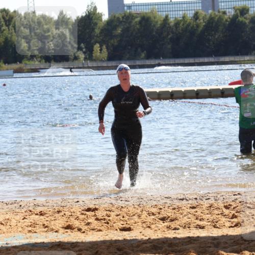 07.09.2025 - 19. Norderstedt Triathlon Luisa Fischer http://msf.ph/oto/8749886 07.09.2025 15:15:35 Schwimmen 1449, 1541 meine-sportfotos.de