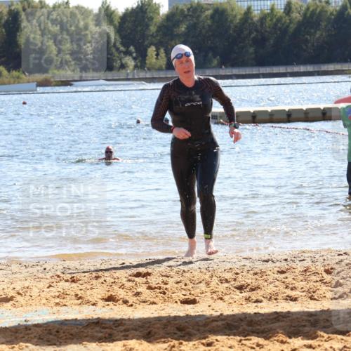 07.09.2025 - 19. Norderstedt Triathlon Luisa Fischer http://msf.ph/oto/8749896 07.09.2025 15:15:36 Schwimmen 1541 meine-sportfotos.de
