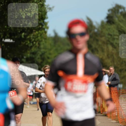 07.09.2025 - 19. Norderstedt Triathlon Michael Strokosch http://msf.ph/oto/8749900 07.09.2025 12:42:20 Laufen 169, 757, 793, 1249, 1280, 1300 meine-sportfotos.de