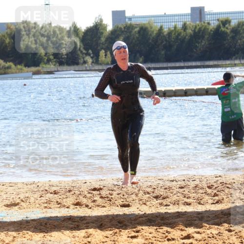 07.09.2025 - 19. Norderstedt Triathlon Luisa Fischer http://msf.ph/oto/8749903 07.09.2025 15:15:36 Schwimmen 1541 meine-sportfotos.de