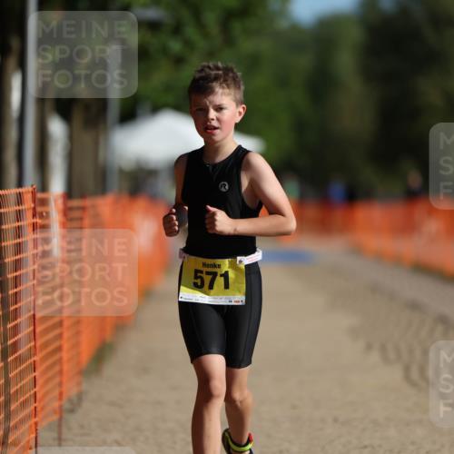 07.09.2025 - 19. Norderstedt Triathlon Michael Strokosch http://msf.ph/oto/8749904 07.09.2025 09:50:20 Laufen 571 meine-sportfotos.de