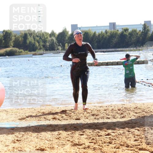 07.09.2025 - 19. Norderstedt Triathlon Luisa Fischer http://msf.ph/oto/8749911 07.09.2025 15:15:37 Schwimmen 1541 meine-sportfotos.de