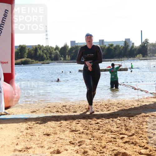 07.09.2025 - 19. Norderstedt Triathlon Luisa Fischer http://msf.ph/oto/8749925 07.09.2025 15:15:38 Schwimmen 1541 meine-sportfotos.de