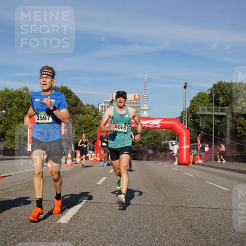 07.09.2025 - BARMER Alsterlauf Yannick Fuchs http://msf.ph/oto/8749935 07.09.2025 09:34:32 Laufen 3597, 4665 meine-sportfotos.de