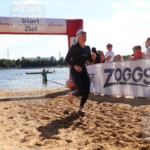 07.09.2025 - 19. Norderstedt Triathlon Luisa Fischer http://msf.ph/oto/8749943 07.09.2025 15:15:40 Schwimmen 1541 meine-sportfotos.de