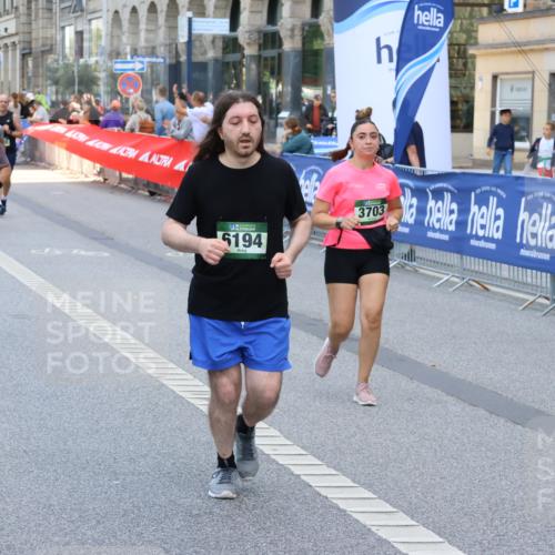 07.09.2025 - BARMER Alsterlauf Strokosch-Dieckow http://msf.ph/oto/8749954 07.09.2025 10:15:44 Ziel 2321, 2343, 2354, 2690, 2943, 2961, 2974, 3061, 3429, 3430, 3621, 3648, 3649, 3742, 3772, 3903, 4221, 4315, 4468, 4538, 4719, 4720, 4768, 5121, 5563, 5756, 8018, 8222, 8313 meine-sportfotos.de