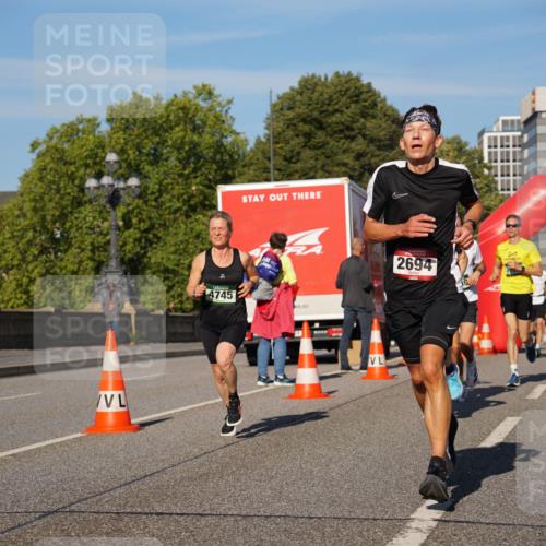 07.09.2025 - BARMER Alsterlauf Yannick Fuchs http://msf.ph/oto/8749960 07.09.2025 09:34:34 Laufen 2694, 4745 meine-sportfotos.de