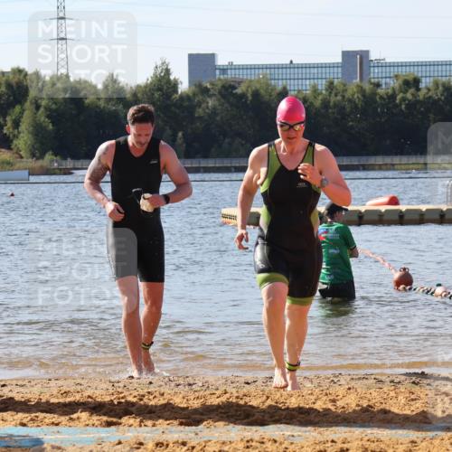 07.09.2025 - 19. Norderstedt Triathlon Luisa Fischer http://msf.ph/oto/8749964 07.09.2025 11:00:22 Schwimmen 784, 1225 meine-sportfotos.de