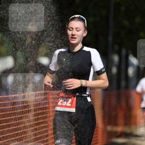 07.09.2025 - 19. Norderstedt Triathlon Michael Strokosch http://msf.ph/oto/8749998 07.09.2025 12:42:33 Laufen 139, 244, 261, 292, 780, 828, 1277 meine-sportfotos.de