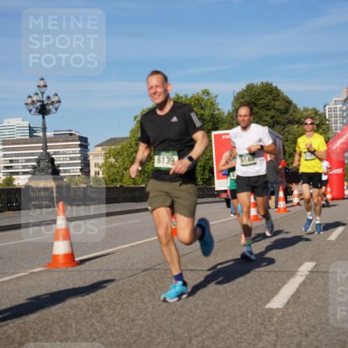 07.09.2025 - BARMER Alsterlauf Yannick Fuchs http://msf.ph/oto/8750008 07.09.2025 09:34:36 Laufen 6139 meine-sportfotos.de