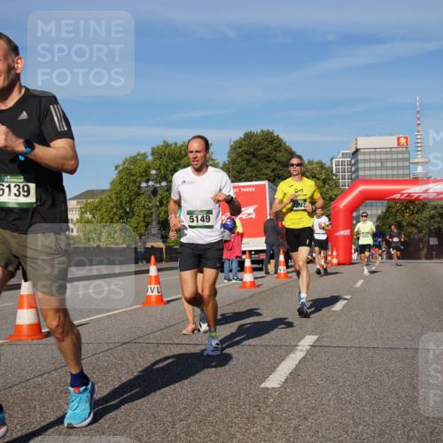 07.09.2025 - BARMER Alsterlauf Yannick Fuchs http://msf.ph/oto/8750040 07.09.2025 09:34:37 Laufen 6139, 5149, 2097 meine-sportfotos.de
