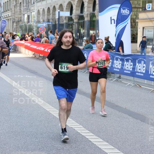07.09.2025 - BARMER Alsterlauf Strokosch-Dieckow http://msf.ph/oto/8750054 07.09.2025 10:15:44 Ziel 2321, 2343, 2354, 2690, 2943, 2961, 2974, 3061, 3429, 3430, 3621, 3648, 3649, 3742, 3772, 3903, 4221, 4315, 4468, 4538, 4719, 4720, 4768, 5121, 5563, 5756, 8018, 8222, 8313 meine-sportfotos.de