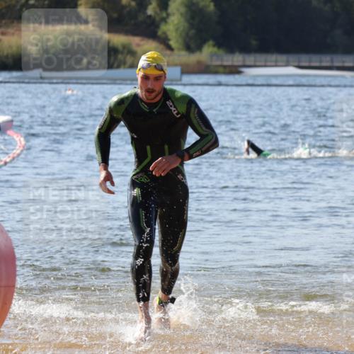 07.09.2025 - 19. Norderstedt Triathlon Luisa Fischer http://msf.ph/oto/8750074 07.09.2025 11:13:36 Schwimmen 1383 meine-sportfotos.de