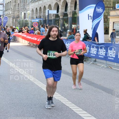 07.09.2025 - BARMER Alsterlauf Strokosch-Dieckow http://msf.ph/oto/8750084 07.09.2025 10:15:44 Ziel 2321, 2343, 2354, 2690, 2943, 2961, 2974, 3061, 3429, 3430, 3621, 3648, 3649, 3742, 3772, 3903, 4221, 4315, 4468, 4538, 4719, 4720, 4768, 5121, 5563, 5756, 8018, 8222, 8313 meine-sportfotos.de