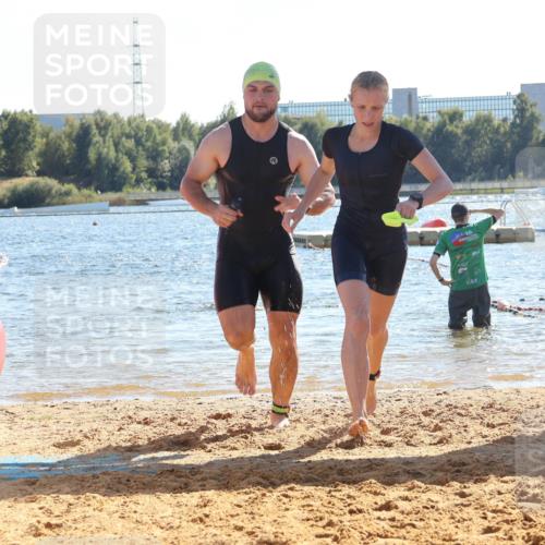 07.09.2025 - 19. Norderstedt Triathlon Luisa Fischer http://msf.ph/oto/8750085 07.09.2025 15:17:01 Schwimmen 875, 912, 941, 957 meine-sportfotos.de