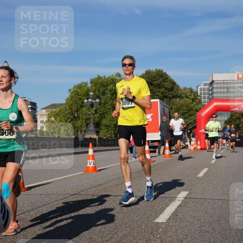 07.09.2025 - BARMER Alsterlauf Yannick Fuchs http://msf.ph/oto/8750087 07.09.2025 09:34:38 Laufen 6300, 2097 meine-sportfotos.de