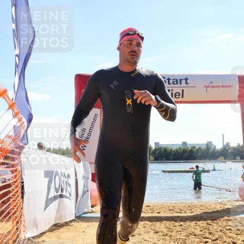 07.09.2025 - 19. Norderstedt Triathlon Luisa Fischer http://msf.ph/oto/8750117 07.09.2025 15:17:16 Schwimmen 1458 meine-sportfotos.de