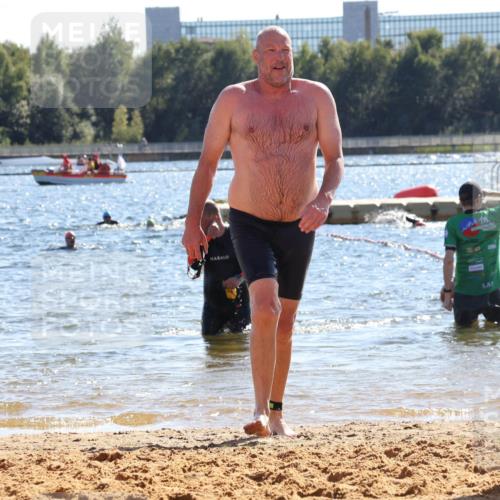 07.09.2025 - 19. Norderstedt Triathlon Luisa Fischer http://msf.ph/oto/8750130 07.09.2025 15:18:21 Schwimmen 1516 meine-sportfotos.de