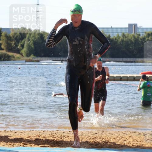 07.09.2025 - 19. Norderstedt Triathlon Luisa Fischer http://msf.ph/oto/8750135 07.09.2025 11:14:12 Schwimmen 746, 787 meine-sportfotos.de