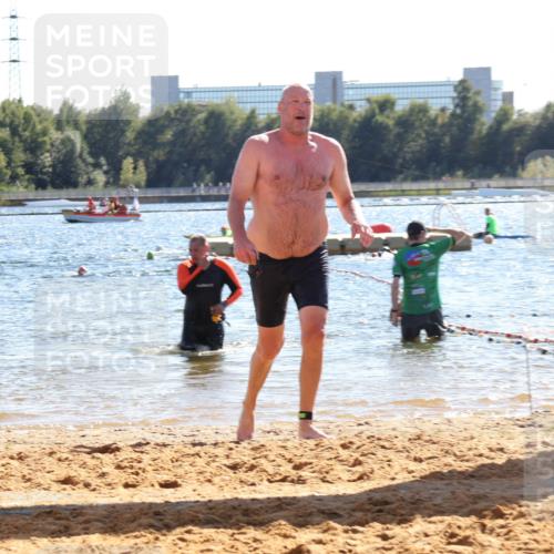 07.09.2025 - 19. Norderstedt Triathlon Luisa Fischer http://msf.ph/oto/8750138 07.09.2025 15:18:22 Schwimmen 1516 meine-sportfotos.de
