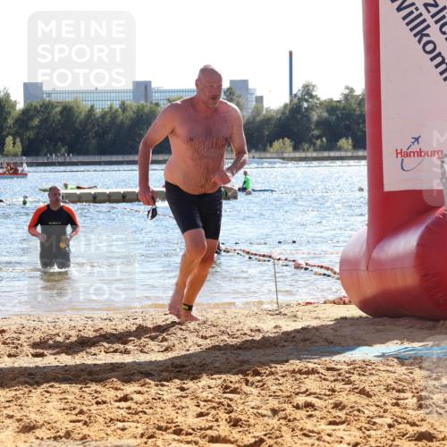 07.09.2025 - 19. Norderstedt Triathlon Luisa Fischer http://msf.ph/oto/8750146 07.09.2025 15:18:23 Schwimmen 1516 meine-sportfotos.de