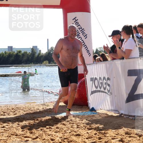 07.09.2025 - 19. Norderstedt Triathlon Luisa Fischer http://msf.ph/oto/8750161 07.09.2025 15:18:24 Schwimmen 1516 meine-sportfotos.de