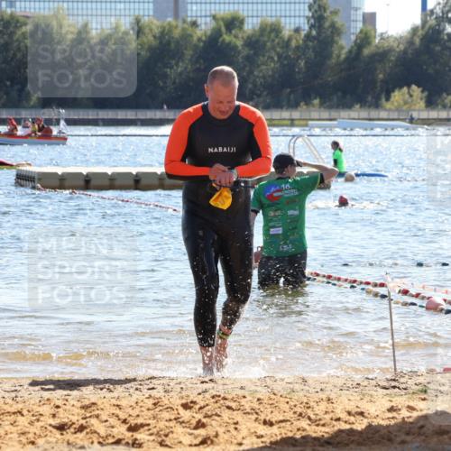 07.09.2025 - 19. Norderstedt Triathlon Luisa Fischer http://msf.ph/oto/8750186 07.09.2025 15:18:28 Schwimmen 381, 1516 meine-sportfotos.de