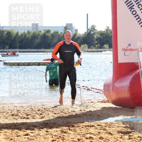 07.09.2025 - 19. Norderstedt Triathlon Luisa Fischer http://msf.ph/oto/8750200 07.09.2025 15:18:30 Schwimmen 381, 1516 meine-sportfotos.de