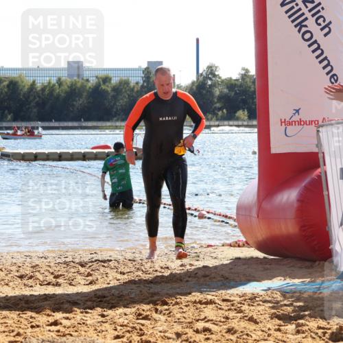 07.09.2025 - 19. Norderstedt Triathlon Luisa Fischer http://msf.ph/oto/8750207 07.09.2025 15:18:30 Schwimmen 381, 1516 meine-sportfotos.de