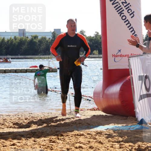07.09.2025 - 19. Norderstedt Triathlon Luisa Fischer http://msf.ph/oto/8750219 07.09.2025 15:18:31 Schwimmen 381, 1516 meine-sportfotos.de