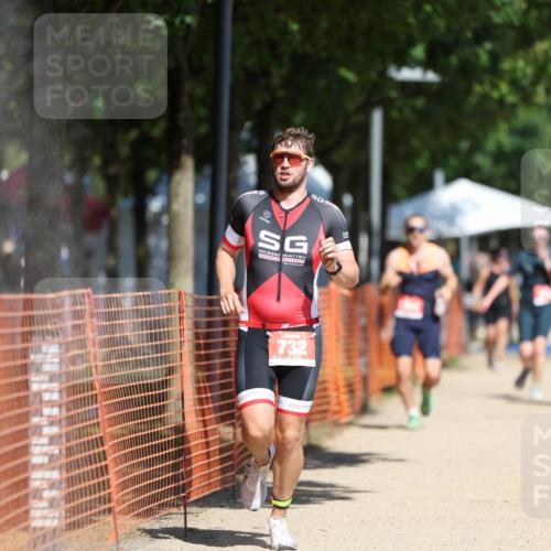 07.09.2025 - 19. Norderstedt Triathlon Michael Strokosch http://msf.ph/oto/8750223 07.09.2025 12:43:07 Laufen 732, 1294, 1351 meine-sportfotos.de