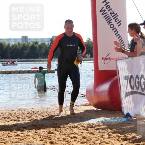 07.09.2025 - 19. Norderstedt Triathlon Luisa Fischer http://msf.ph/oto/8750225 07.09.2025 15:18:32 Schwimmen 381, 1516 meine-sportfotos.de