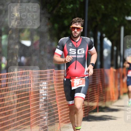 07.09.2025 - 19. Norderstedt Triathlon Michael Strokosch http://msf.ph/oto/8750236 07.09.2025 12:43:08 Laufen 732, 1294, 1351 meine-sportfotos.de