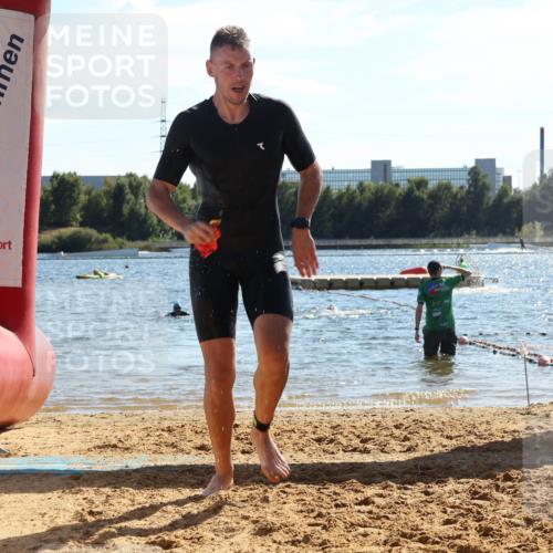 07.09.2025 - 19. Norderstedt Triathlon Luisa Fischer http://msf.ph/oto/8750254 07.09.2025 15:19:02 Schwimmen 372 meine-sportfotos.de