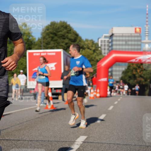 07.09.2025 - BARMER Alsterlauf Yannick Fuchs http://msf.ph/oto/8750262 07.09.2025 09:34:44 Laufen 36, 2250 meine-sportfotos.de