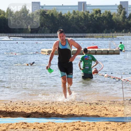 07.09.2025 - 19. Norderstedt Triathlon Luisa Fischer http://msf.ph/oto/8750263 07.09.2025 11:14:44 Schwimmen 1332 meine-sportfotos.de