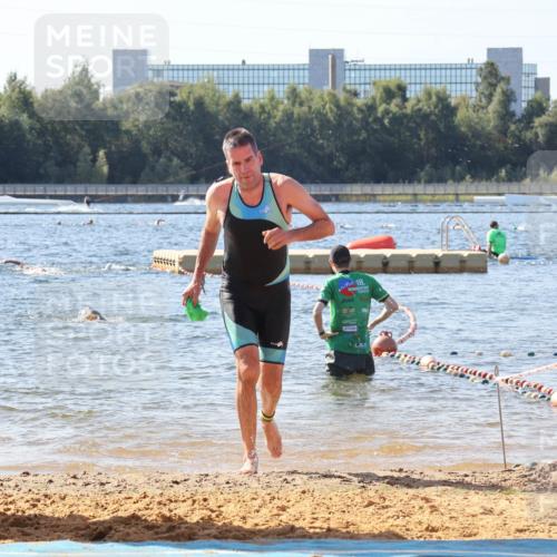 07.09.2025 - 19. Norderstedt Triathlon Luisa Fischer http://msf.ph/oto/8750269 07.09.2025 11:14:45 Schwimmen 1332 meine-sportfotos.de