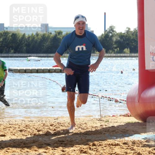 07.09.2025 - 19. Norderstedt Triathlon Luisa Fischer http://msf.ph/oto/8750274 07.09.2025 15:19:29 Schwimmen 371, 386, 1452 meine-sportfotos.de