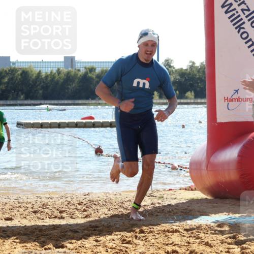 07.09.2025 - 19. Norderstedt Triathlon Luisa Fischer http://msf.ph/oto/8750277 07.09.2025 15:19:30 Schwimmen 371, 386, 1452 meine-sportfotos.de
