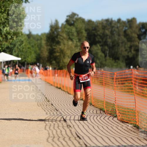 07.09.2025 - 19. Norderstedt Triathlon Michael Strokosch http://msf.ph/oto/8750310 07.09.2025 10:29:43 Laufen 1148 meine-sportfotos.de