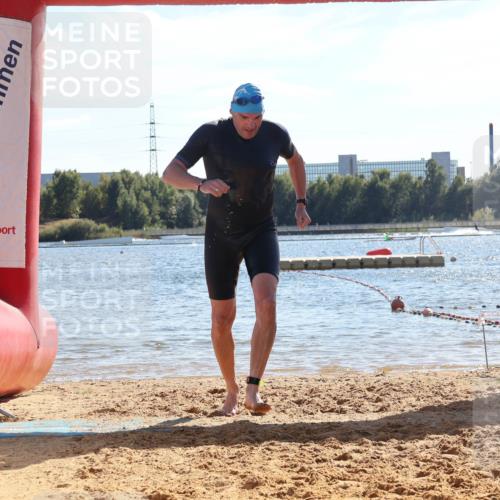 07.09.2025 - 19. Norderstedt Triathlon Luisa Fischer http://msf.ph/oto/8750315 07.09.2025 15:19:35 Schwimmen 371, 386, 1452 meine-sportfotos.de