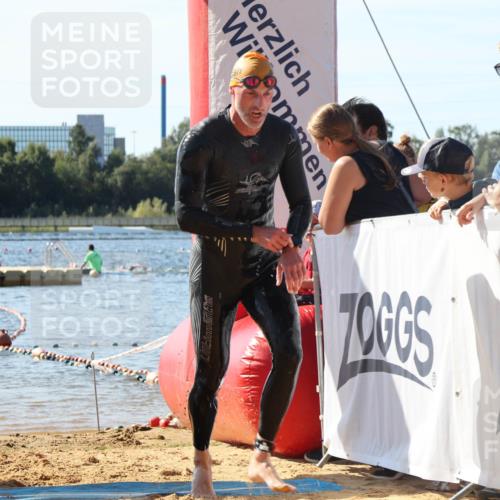 07.09.2025 - 19. Norderstedt Triathlon Luisa Fischer http://msf.ph/oto/8750318 07.09.2025 11:15:07 Schwimmen 819 meine-sportfotos.de