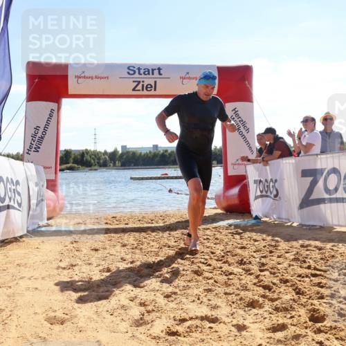 07.09.2025 - 19. Norderstedt Triathlon Luisa Fischer http://msf.ph/oto/8750331 07.09.2025 15:19:36 Schwimmen 371, 386, 1452 meine-sportfotos.de