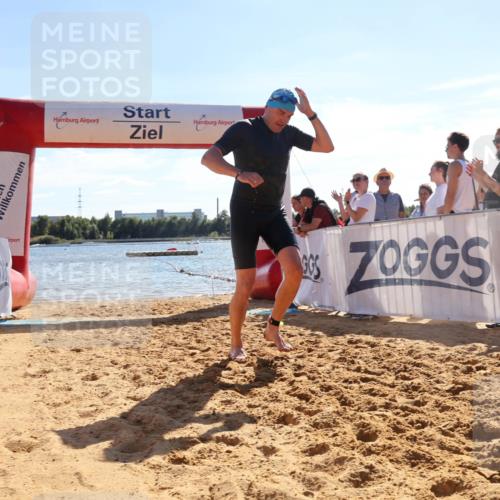 07.09.2025 - 19. Norderstedt Triathlon Luisa Fischer http://msf.ph/oto/8750335 07.09.2025 15:19:37 Schwimmen 371, 386, 1452 meine-sportfotos.de