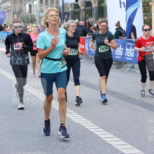 07.09.2025 - BARMER Alsterlauf Strokosch-Dieckow http://msf.ph/oto/8750339 07.09.2025 10:15:41 Ziel 2321, 2343, 2354, 2407, 2690, 2943, 2961, 2974, 3014, 3061, 3429, 3430, 3539, 3621, 3648, 3649, 3742, 3772, 3817, 4221, 4315, 4468, 4538, 4719, 4720, 4768, 5121, 5563, 8222 meine-sportfotos.de