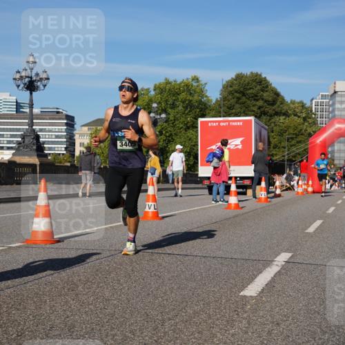 07.09.2025 - BARMER Alsterlauf Yannick Fuchs http://msf.ph/oto/8750341 07.09.2025 09:34:47 Laufen 3405 meine-sportfotos.de