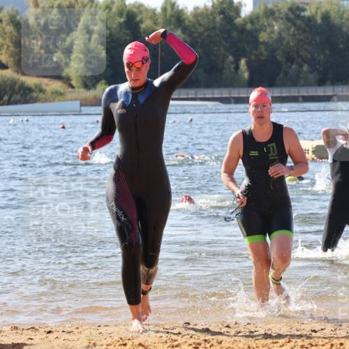 07.09.2025 - 19. Norderstedt Triathlon Luisa Fischer http://msf.ph/oto/8750351 07.09.2025 11:15:34 Schwimmen 1258, 1333 meine-sportfotos.de