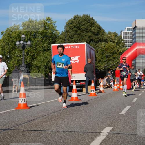 07.09.2025 - BARMER Alsterlauf Yannick Fuchs http://msf.ph/oto/8750368 07.09.2025 09:34:51 Laufen 8358, 4687 meine-sportfotos.de
